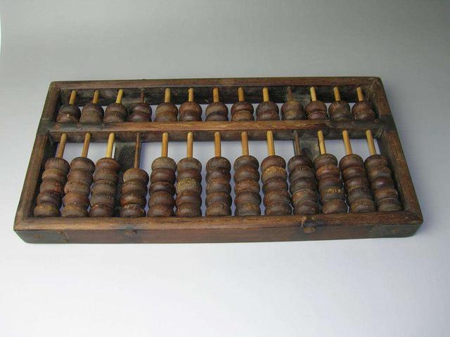 鐵算算盤一肖中特免費(fèi)資料，揭秘彩票預(yù)測(cè)的秘密，揭秘彩票預(yù)測(cè)秘密，鐵算算盤一肖中特免費(fèi)資料揭秘