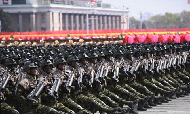 閱兵式的重要性，彰顯國(guó)威、凝聚民心與展示軍事力量，閱兵式的意義，彰顯國(guó)威、凝聚民心與展示軍事力量風(fēng)采