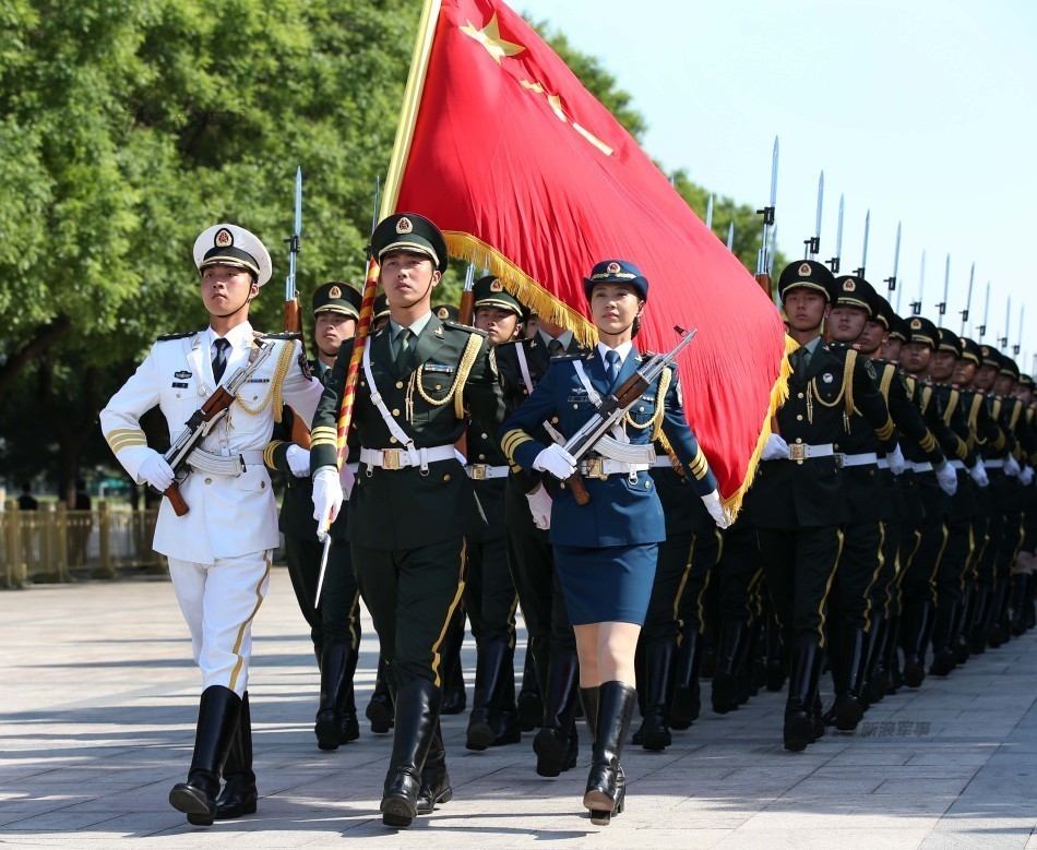 檢閱女兵儀仗隊，榮耀與力量的展現(xiàn)，檢閱女兵儀仗隊，榮耀與力量的璀璨瞬間