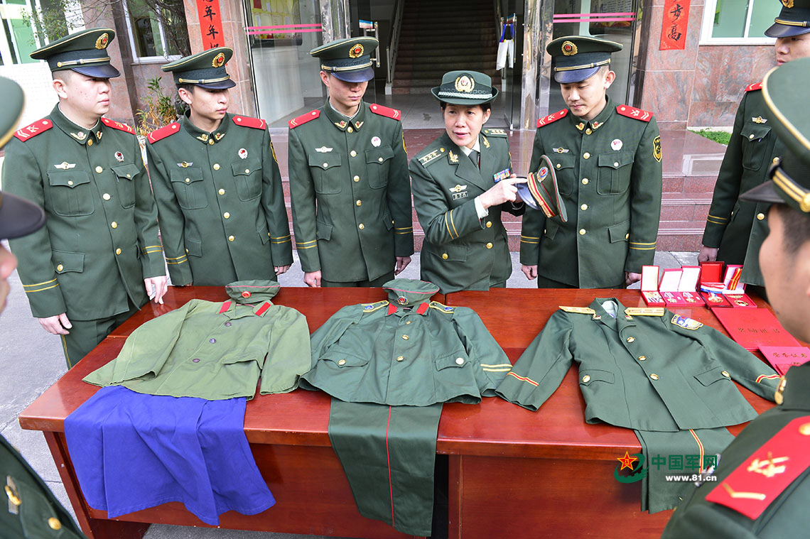 武警軍裝全套，榮耀與責(zé)任，武警軍裝全套，榮耀與責(zé)任的象征