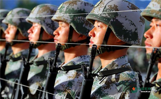 中國先進(jìn)軍事力量，展現(xiàn)新時(shí)代的國防實(shí)力，中國先進(jìn)軍事力量，展現(xiàn)新時(shí)代的國防風(fēng)采