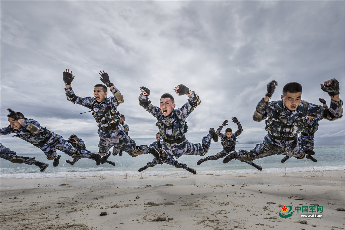 最新軍事圖片高清壁紙，展現(xiàn)現(xiàn)代軍事力量之美，現(xiàn)代軍事力量之美，高清壁紙軍事圖片展示
