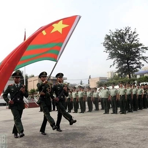 武警部隊軍旗，榮耀的象征與力量的體現(xiàn)，武警部隊軍旗，榮耀與力量的象征