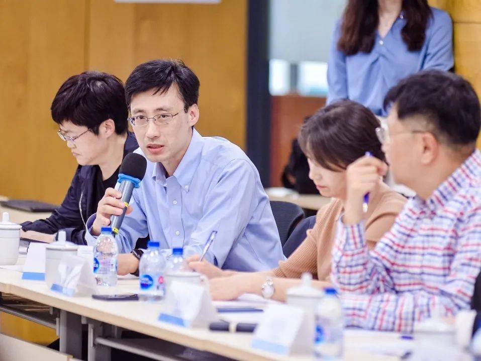 王中王一肖中持嗎？深度解析背后的故事與真相，揭秘王中王一肖背后的故事與真相，深度解析與真相探討