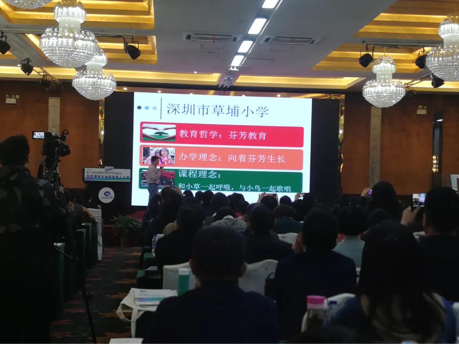 芳草地免費(fèi)資料論壇——探索、分享與成長的聚集地，芳草地免費(fèi)資料論壇，探索、分享與成長的樂園