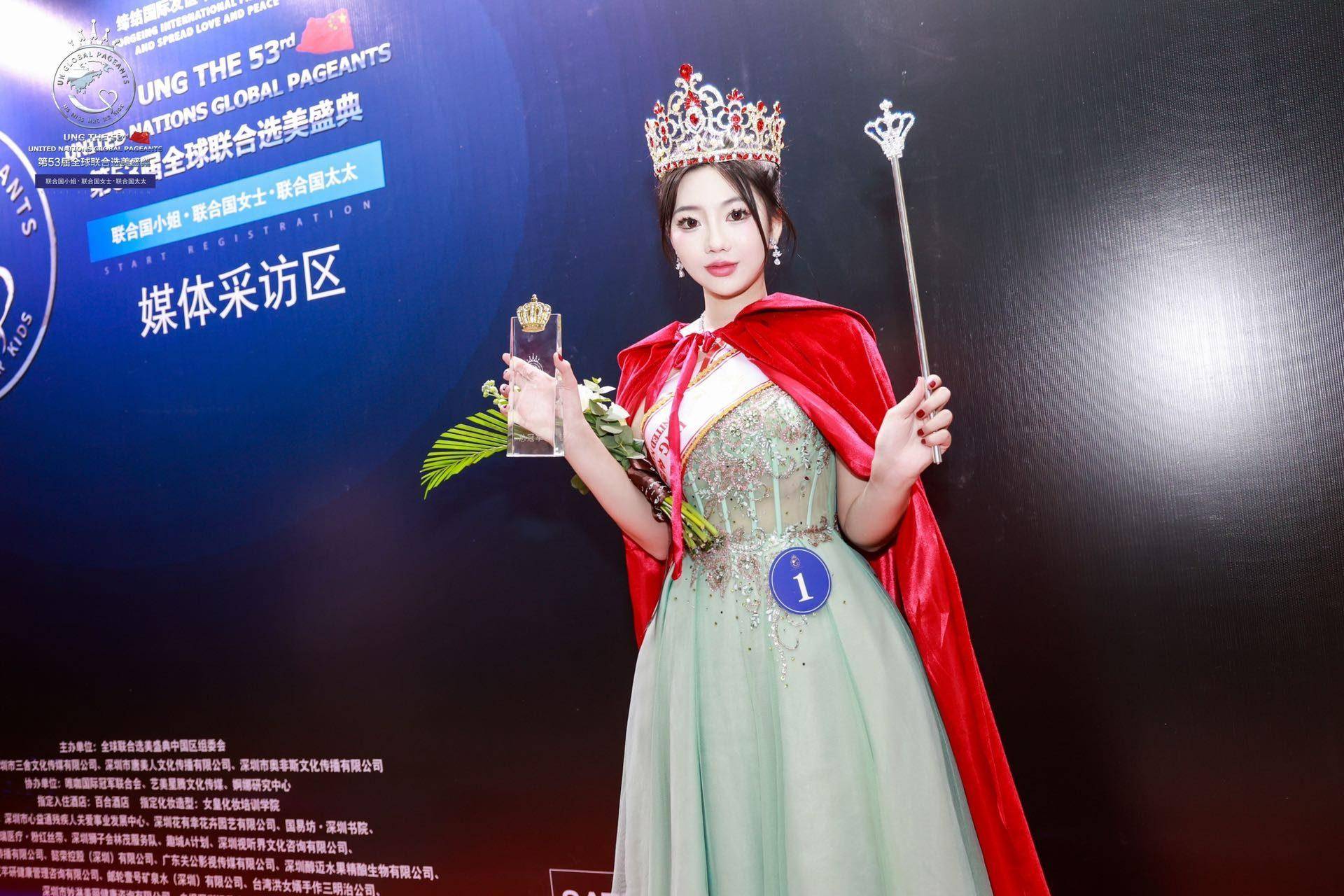 關于白小姐三肖三期免費開獎的探討，白小姐三肖三期開獎揭秘，免費開獎背后的秘密探討